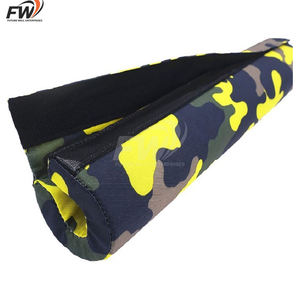 Almohadilla de espuma de alta densidad para barra de pesas, para sentadillas, empujes de cadera, entrenamiento de glúteos, antideslizante, protector de barra de cuero PU, venta al por mayor OEM. - Product Image 6