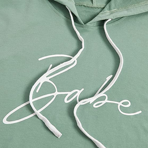 เสื้อฮู้ดครอปผู้หญิงแบบขายส่ง OEM พิมพ์ลาย Babe ผ้าฝ้าย 100% เสื้อสเวตเชิ้ตลำลองแขนยาว โลโก้ด้านหน้า เหมาะสำหรับใส่ในฤดูใบไม้ร่วง - Product Image 6