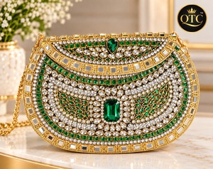 Bolso de mano pequeño de latón Kundan, chapado en oro, con diamantes de imitación, para noche, con correa de cadena, accesorio para bodas y fiestas, forro de terciopelo - Product Image 1