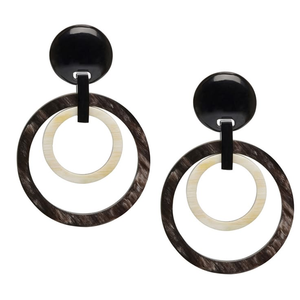 Boucles d'oreilles en corne de buffle artisanales écologiques de qualité supérieure pour femmes, style moderne par HF Crafts - Product Image 3