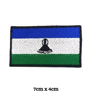 Parches Bordados Termoadhesivos de Banderas Nacionales Más Vendidos, Insignias de Países de Tamaño Pequeño para Uniformes, Mochilas y Ropa - Product Image 1