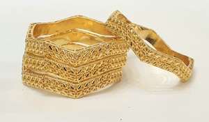 ชุดกำไลข้อมือผู้หญิงชุบทอง 24K แบบดูไบ 4 ชิ้น คุณภาพสูง ราคาประหยัด น้ำหนัก 2 กรัม  เครื่องประดับแฟชั่นกำไลข้อมือสุดฮิต - Product Image 3