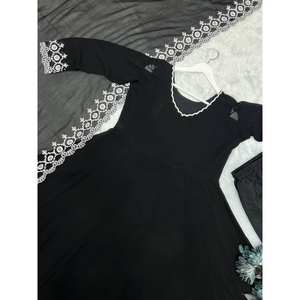 Hermoso vestido y pantalón Anarkali de noche modesto con Dupatta para fiestas y ocasiones especiales - Product Image 3