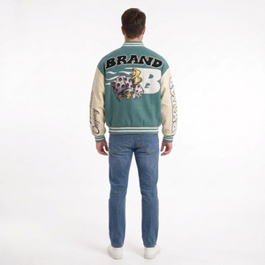 Veste de baseball personnalisée pour homme, style universitaire, vert beige, avec logo lettre sur la manche, coupe décontractée, style hiver, ajustement régulier - Product Image 6