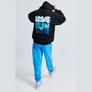 Sudadera con capucha personalizada de algodón grueso con estampado gráfico en relieve, estilo gótico urbano, venta al por mayor, alta calidad - Product Image 2
