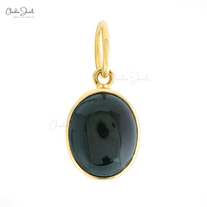 Pendentif solitaire en opale noire de qualité supérieure 8x6mm, fait main en argent 925 avec finition plaquée or jaune, fournisseur en gros de pendentifs - Product Image 6