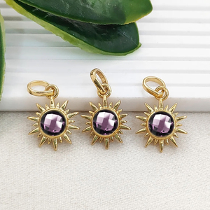 Colgante Redondo de Cuarzo Alejandrita con Forma de Sol, Chapado en Oro, con Engaste de Collet, Joyería de Cuarzo Alejandrita, Colgante Redondo de 6mm con Forma de Sol - Product Image 1