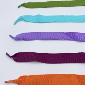 Asa de cuerda plana de poliéster con diseño de espiga, colorida y personalizada, de 1.8 cm de ancho, para bolsas de compras con asa - Product Image 1