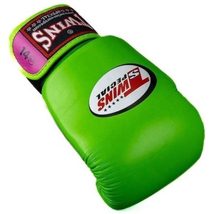Gants de boxe de haute qualité avec logo personnalisé, gants de sparring Twins, gants de boxe Twins de qualité supérieure pour la pratique professionnelle. - Product Image 5