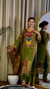 Presentando el Salwar Kameez Moderno y Tradicional Próximamente en Tienda: Kruti Pent Dupatta con Estampado en Relieve, de Secado Rápido, para Bodas, en Faux Georgette, de Fateema Fashion - Product Image 2