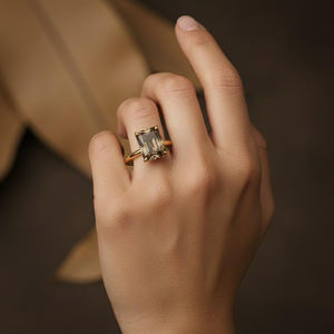 Bague de fiançailles tendance en quartz fumé taille radiant, argent sterling 925 plaqué or 18 carats, bijoux pour fiançailles et cadeaux d'anniversaire - Product Image 3