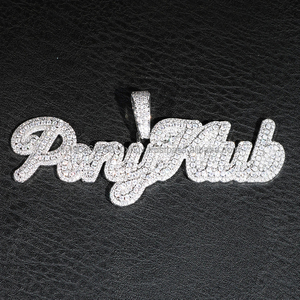 Collier pendentif personnalisé de luxe Hip Hop glacé, plaqué or 14K, rhodié, avec diamant Moissanite de laboratoire certifié IGI taille brillant - Product Image 2