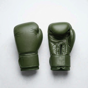 Gants de boxe en cuir véritable vert olive en gros – Équipement professionnel pour le sparring et l'entraînement - Product Image 2