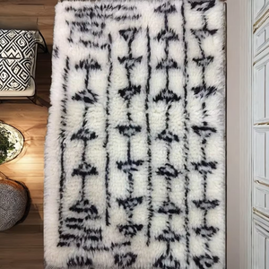 Tapis berbère marocain authentique-Tapis à poils longs en coton fait à la main avec motif géométrique imperméable et antidérapant de style moderne - Product Image 1