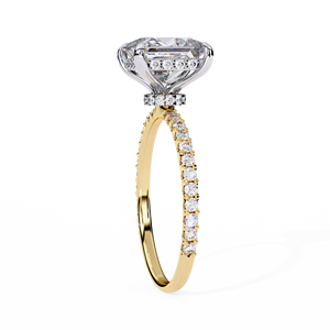 Magnifique bague solitaire en diamant de laboratoire taille princesse de 2,30 carats avec pavé sur le pavillon et le sertissage en or jaune 18 carats - Product Image 5