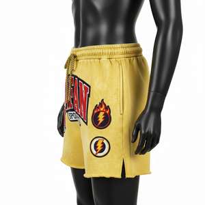 Shorts deportivos para mujer con lavado ácido, 300 GSM, algodón y poliéster, color verde oliva, con estampado y logotipo bordado. - Product Image 6