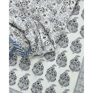 Edredón Reversible de Algodón 100% con Estampado Floral Hecho a Mano, Estilo Vintage, Ecológico, para Cama Doble - Product Image 1