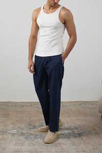 Débardeur pour homme fabriqué au Pakistan, de qualité supérieure, blanc, côtelé, sans manches, col rond, ajusté, en coton, vêtement décontracté moderne - Product Image 4