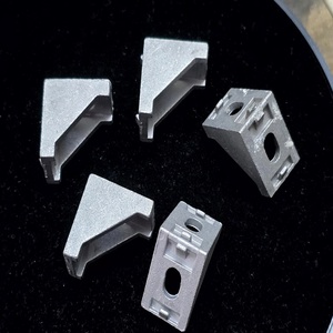 Connecteur d'angle en aluminium moulé sous pression, profilé sur mesure, support à fente en métal - Product Image 5