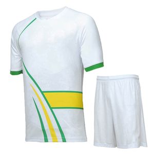 Maillots de football et tenues de sport personnalisés à manches courtes respirants 100 % polyester léger Uniformes d'équipe personnalisés - Product Image 1
