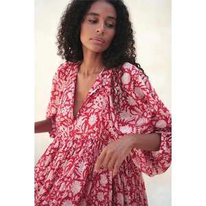 Magnifique robe Kyra, design Saffron Kyra, dans de superbes couleurs safran, robe de tous les jours aux volants romantiques. - Product Image 2