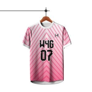 Maillots de football personnalisés respirants et antibactériens pour hommes, avec design de lettres sur le devant, manches courtes, maillots de club de football personnalisés - Product Image 1
