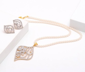 Collar de Perlas Chapado en Oro de 22K con Colgante de Circonita, Collar Largo para Novia, Joyería India, Regalo para Ella, para Bodas y Fiestas - Product Image 2