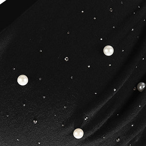 Gorro de Punto Suave y Cálido con Decoración de Diamantes de Imitación, Elegante Gorro de Invierno con Cristales Brillantes - Product Image 6