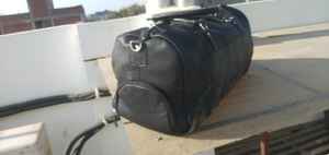 Bolsa de Viaje de Cuero de Grano Completo de Alta Calidad, Gran Capacidad, Ecológica, para Viajes Cortos, Sesiones de Gimnasio, Viajes de Negocios Profesionales - Product Image 3