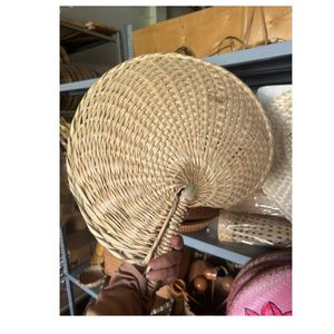 Vietnam Handmade Seagrass Hand Fan Natural Palm <b>Leaf</b> Woven Fan for Wedding Party Event Decoration and Gift Supply - Product Image 4