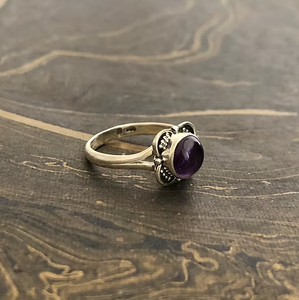 JAIPUR <b>SILVER</b> Elegant Designer Vintage Touch Amethyst Stone <b>925</b> <b>Silver</b> <b>Ring</b> (2.6 Grams) Unisex - Product Image 2