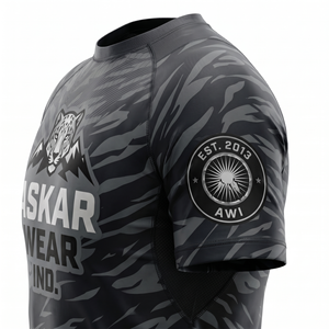 เสื้อแรชการ์ดแขนยาวระบายอากาศสำหรับผู้ชาย สำหรับเล่นเซิร์ฟ ว่ายน้ำ แห้งเร็ว ป้องกันรังสียูวี ป้องกันแสงแดด เหมาะสำหรับออกกำลังกาย รับผลิตแบบ ODM OEM ขายส่ง - Product Image 2