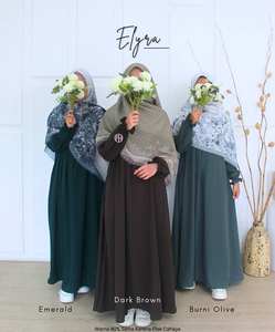 Robe Abaya Modeste en Gros pour Usage Quotidien en Tissu Respirant Polyester - Product Image 3