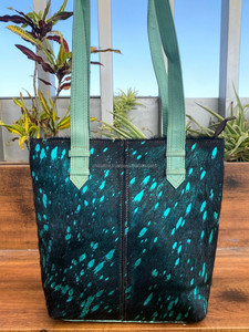 Nuevo diseñador de lujo para el cabello en cuero reciclado metálico para mujer, fabricante de bolsos de cuero coloridos a la moda - Product Image 3