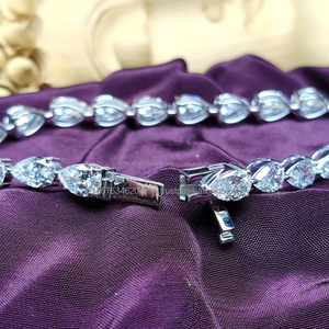 Pulsera de Diamantes Cultivados en Laboratorio con Corte Pera en Oro Blanco, Pulsera de Tenis de Lujo, Elegante Regalo para Bodas, Fiestas, Aniversarios y Compromisos - Product Image 3