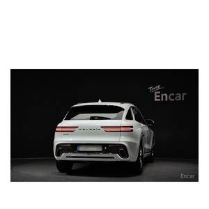 Genesis GV70 2.5T essence 2WD 2024 avec boîte de vitesses automatique, sièges en cuir, caméra arrière - 36 158 km - Product Image 4