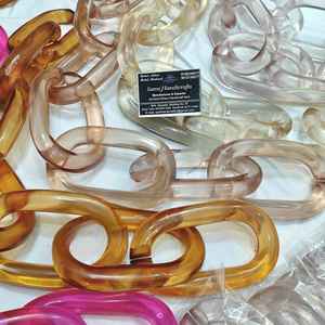 Chaînes murales en résine personnalisables, grandes tailles et couleurs claires, grandes maillons en résine multicolores disponibles, toutes les couleurs disponibles. - Product Image 5