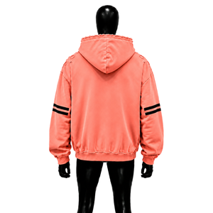 เสื้อฮู้ดดี้ผู้ชายทรงโอเวอร์ไซส์ ผ้าระบายอากาศดี สีพีช แต่งลายขาดๆ พร้อมกระเป๋าหน้าและแถบลายที่แขนเสื้อ สไตล์ลำลอง เหมาะสำหรับฤดูหนาว - Product Image 2