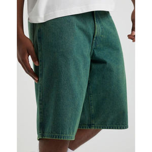 Kivotech fabrica pantalones cortos de mezclilla holgados personalizados de alta calidad para hombre, estilo casual y urbano. - Product Image 4