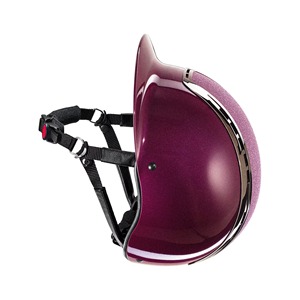 Casco de equitación con diseño transpirable y ventilación para mantener la cabeza fresca durante largas sesiones de equitación al aire libre. - Product Image 3