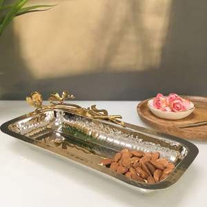 Bandeja de Metal Ecológica Hecha a Mano para Chocolates, con Diseño en Relieve, para Eventos de Lujo, Decoración del Hogar y Exhibición de Postres - Product Image 6