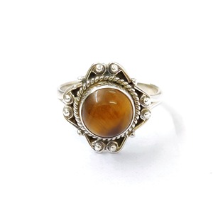 Bague en œil de tigre 3,3 grammes, élégant accessoire de montre - Product Image 1