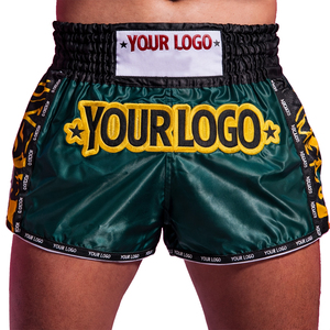 Shorts de Muay Thai personnalisés avec broderie OEM MFG, design de luxe blanc et or, 100% polyester satiné, légers, respirants, coupe large - Product Image 3