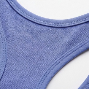 Conjunto Deportivo Ligero para Mujer, Ropa de Yoga con Logotipo Personalizado, Top Corto sin Mangas, Ropa Deportiva Activa - Product Image 4