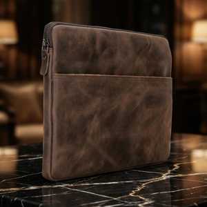 Funda de Piel Auténtica de Alta Calidad y Duradera con Logotipo Personalizado al por Mayor para Laptop Vintage de Negocios, Compatible con MacBook Air Pro de 13 Pulgadas - Product Image 4