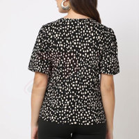 T-shirt imprimé pour femme en tissu doux, vêtement décontracté pour l'été, mode et confort quotidien, imprimé tendance pour femme