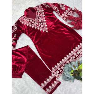 Conjunto de Traje de Fiesta para Mujer de Diseñador con Bordado de Hilo, Elegante Conjunto de Cordón - Product Image 2