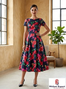Tela de Poliéster con Estampado Digital Floral Elegante, Fabricante Personalizado con Impresión Personalizada para Prendas y Ropa - Product Image 6