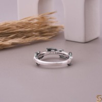 Bague en or blanc 18 carats avec diamant de laboratoire en forme de vigne |    Bague de mariage inspirée de la nature Thorn |   Bague unique |   Satani Brothers