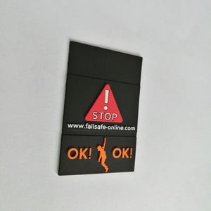 Parches de Goma PVC Impermeables al por Mayor con Logotipo Personalizado, Tamaño/Color/Forma Personalizados, Cosidos, Impresos para Chaquetas, Sombreros, Bolsos, Ropa y Zapatos - Product Image 6
